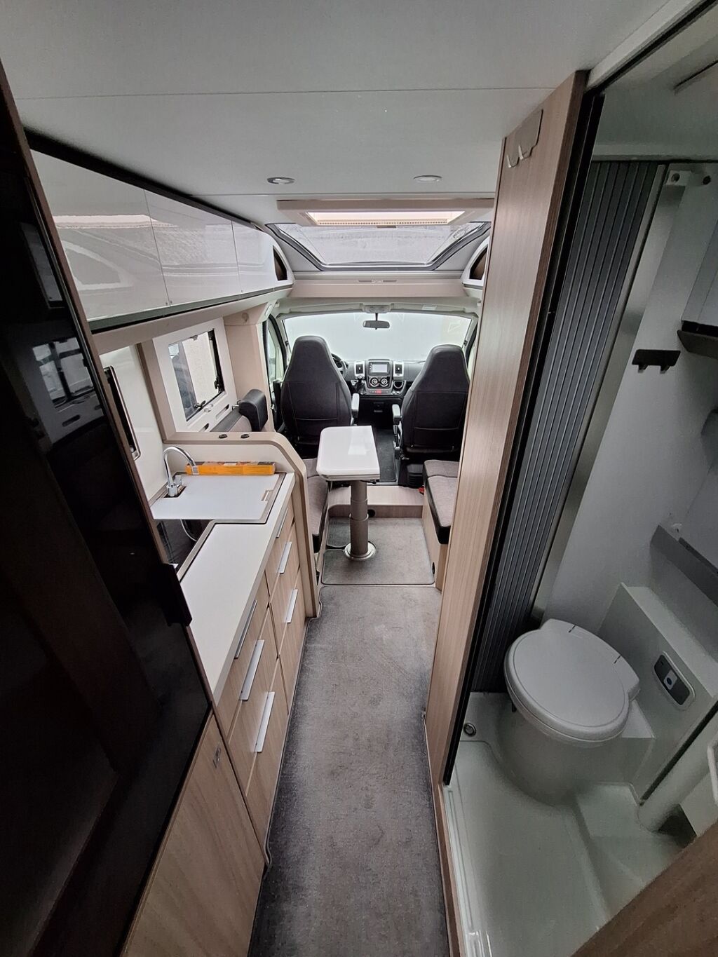 Adria Compact Supreme DL 2020 Harmaa