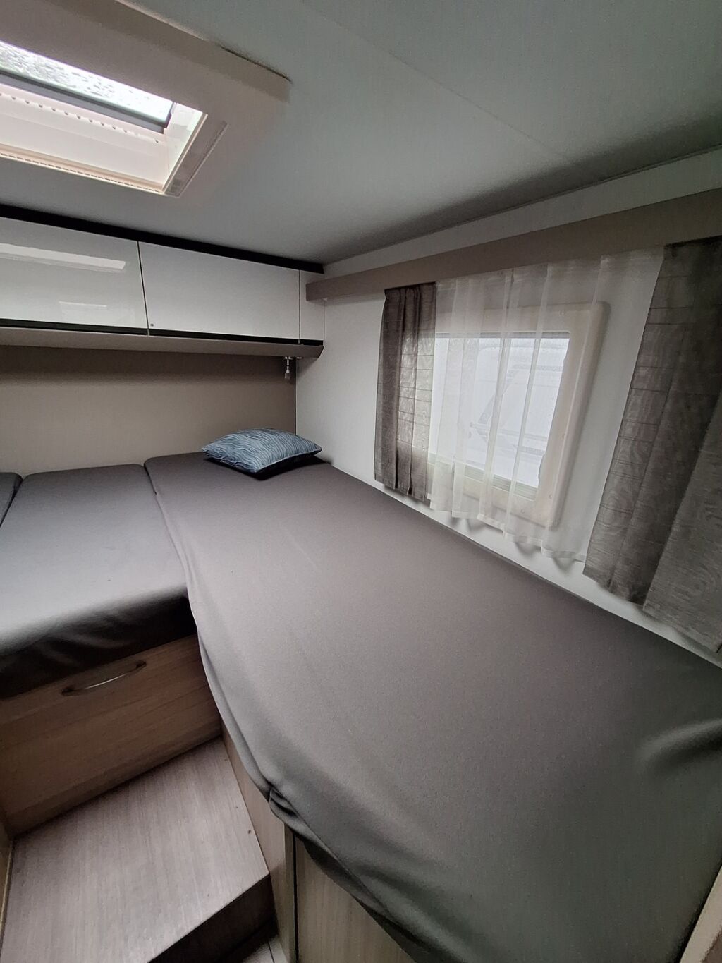 Adria Compact Supreme DL 2020 Harmaa