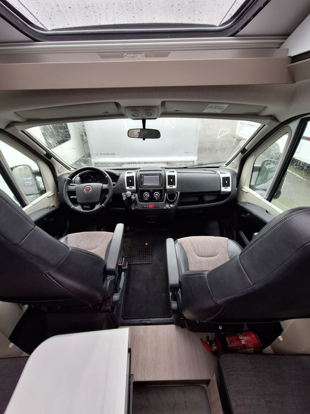 Adria Compact Supreme DL 2020 Harmaa