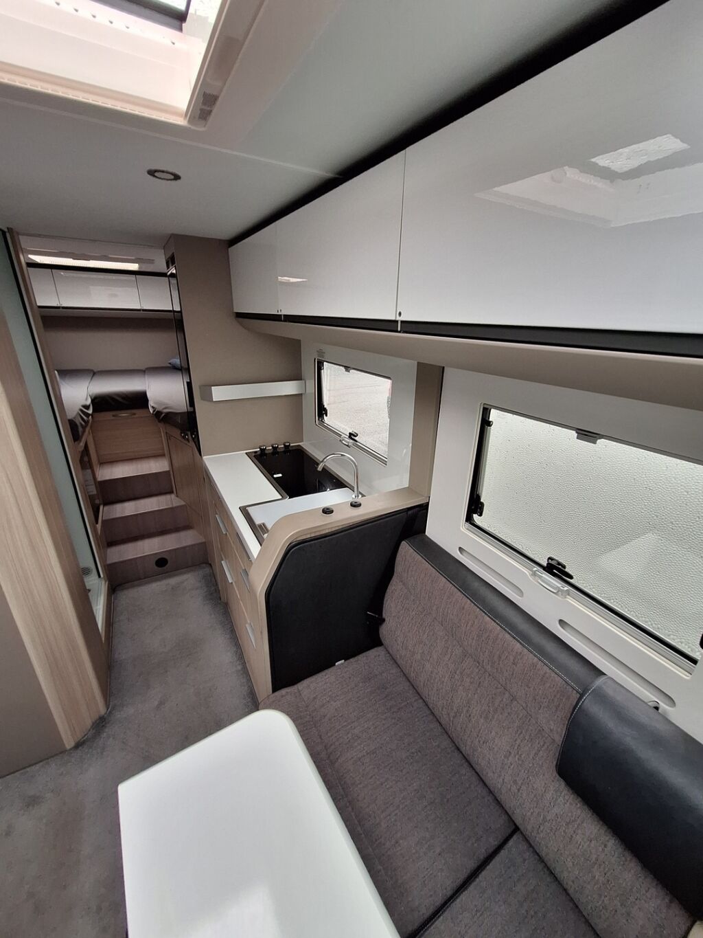 Adria Compact Supreme DL 2020 Harmaa