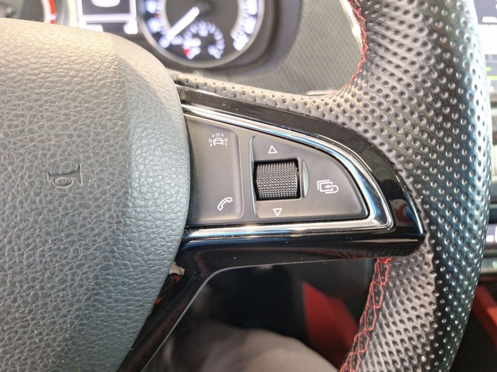 Skoda Fabia 2016 Valkoinen