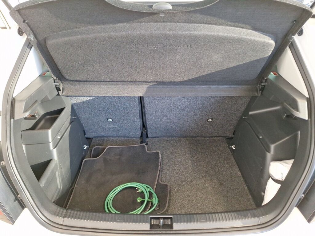 Skoda Fabia 2016 Valkoinen