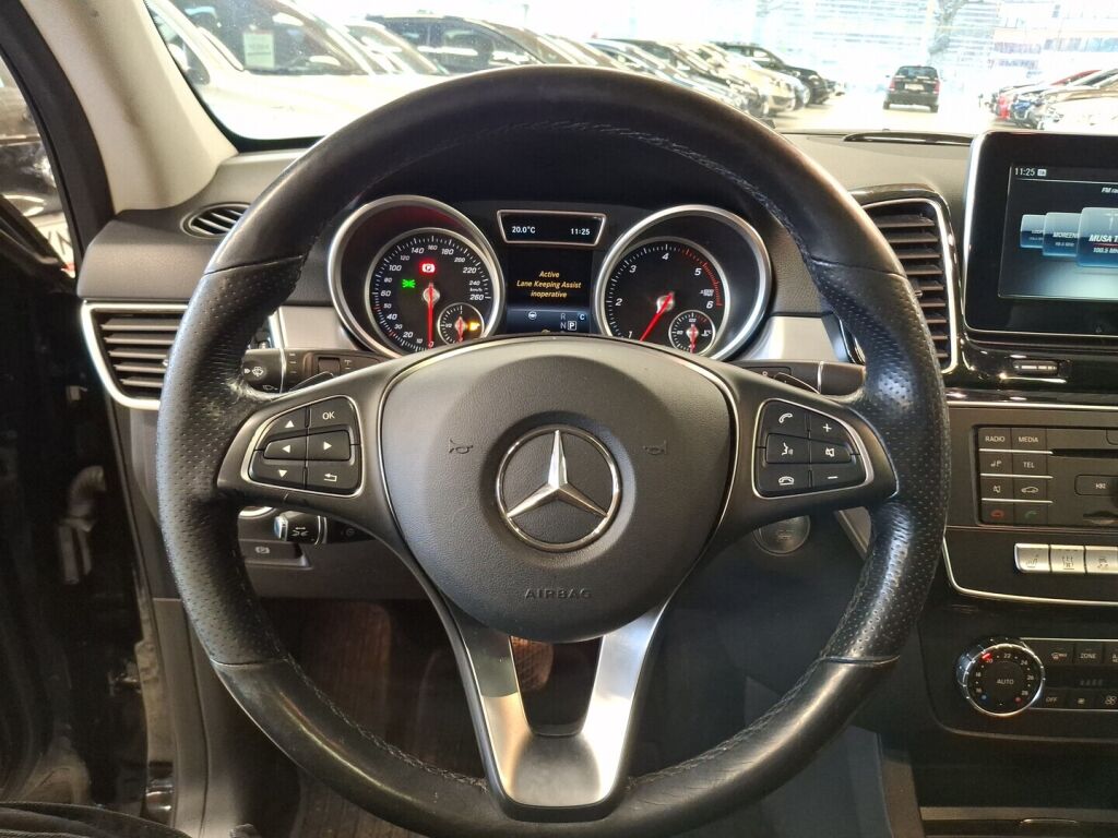 Mercedes-Benz GLE 2017 Musta