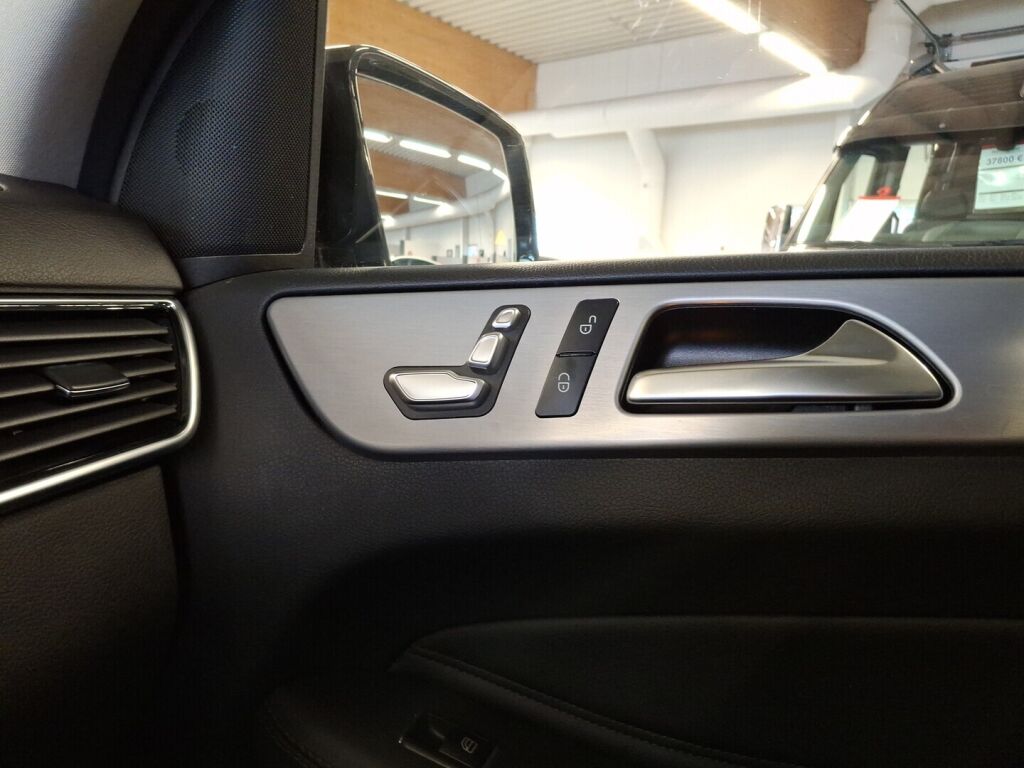 Mercedes-Benz GLE 2017 Musta