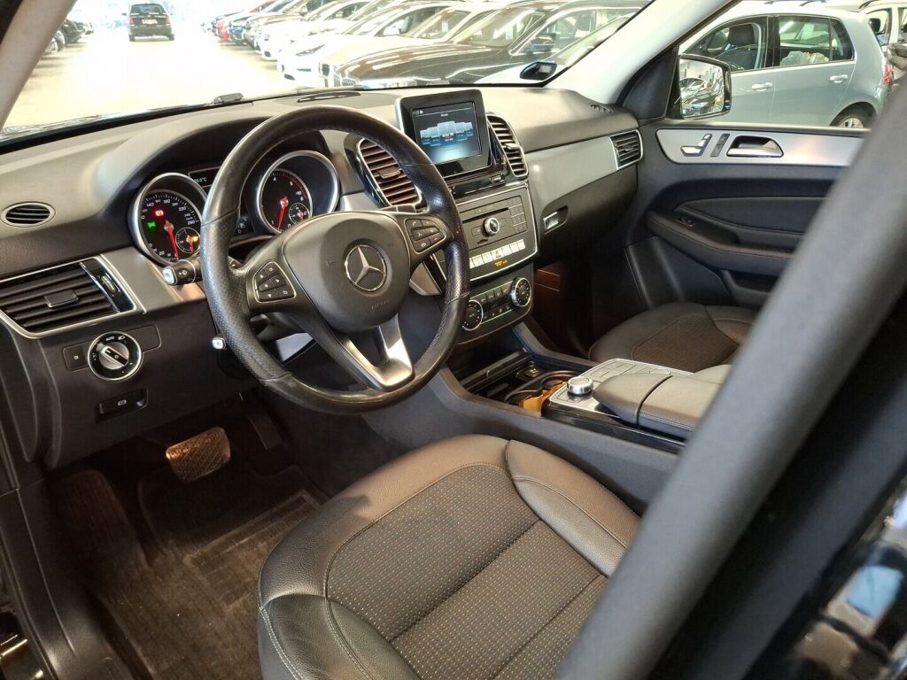 Mercedes-Benz GLE 2017 Musta