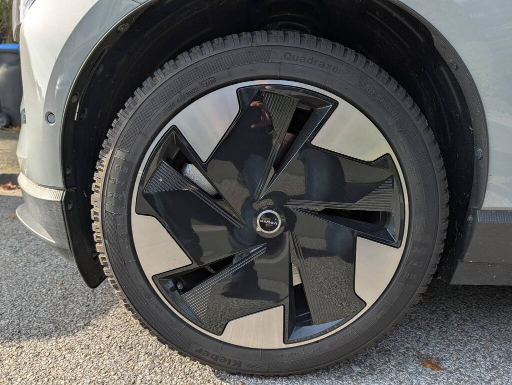 Volvo EX30 2024 