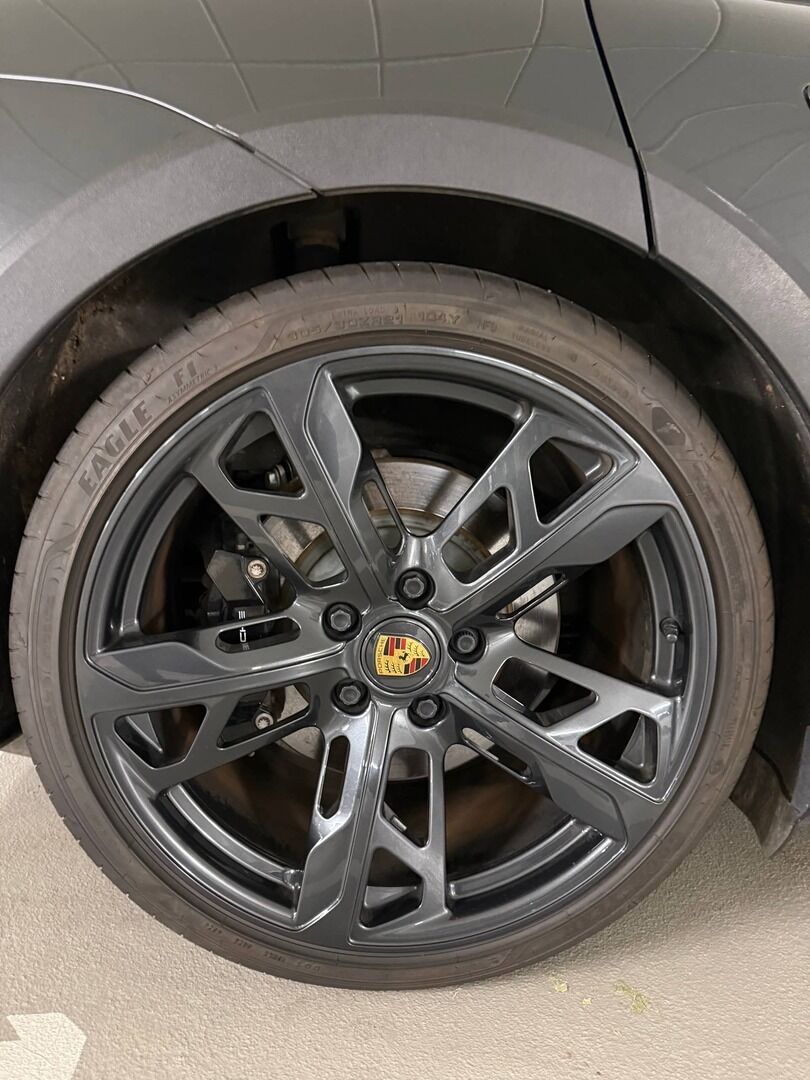 Porsche Taycan 2022 