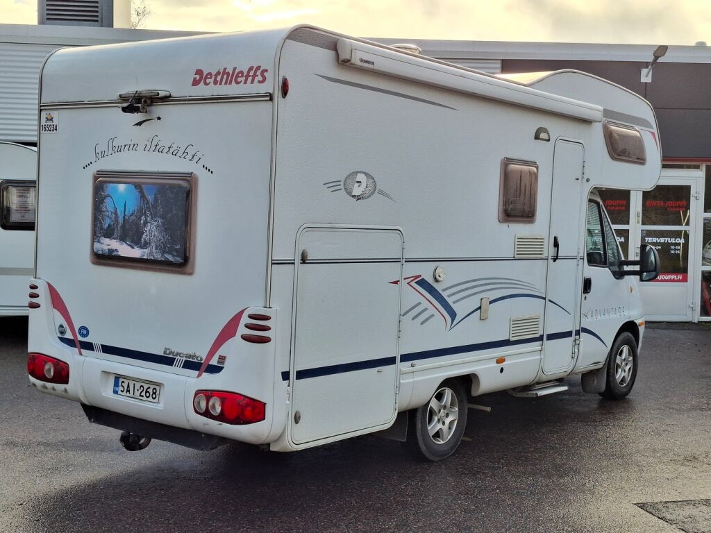 Dethleffs ADVANTAGE A 5881 2005 Valkoinen