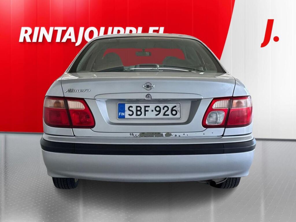 Nissan Almera 2002 Harmaa