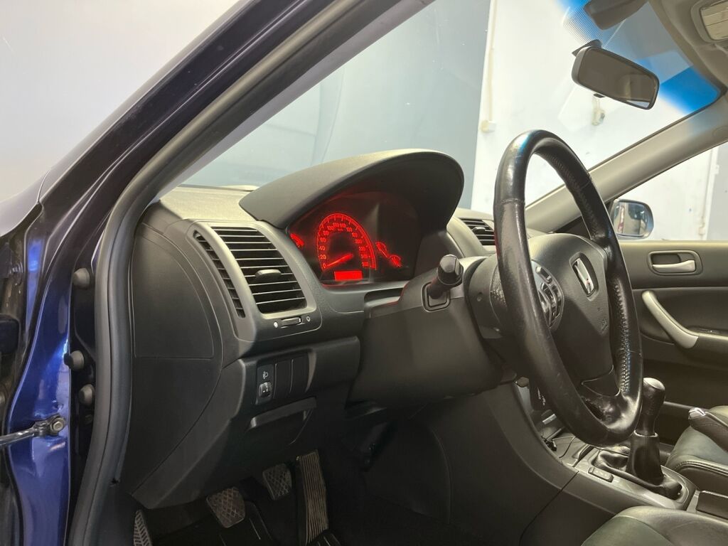 Honda Accord 2004 Sininen