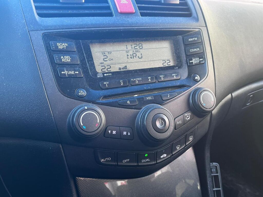 Honda Accord 2004 Sininen