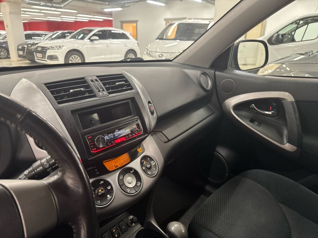 Toyota RAV4 2006 Musta