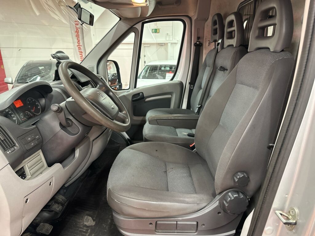 Peugeot Boxer 2007 Harmaa