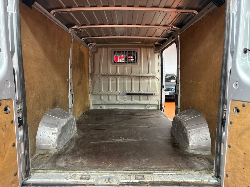 Peugeot Boxer 2007 Harmaa