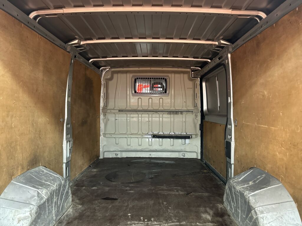 Peugeot Boxer 2007 Harmaa