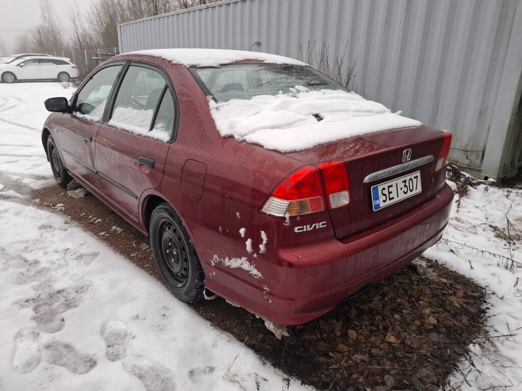 Honda Civic 2005 Punainen