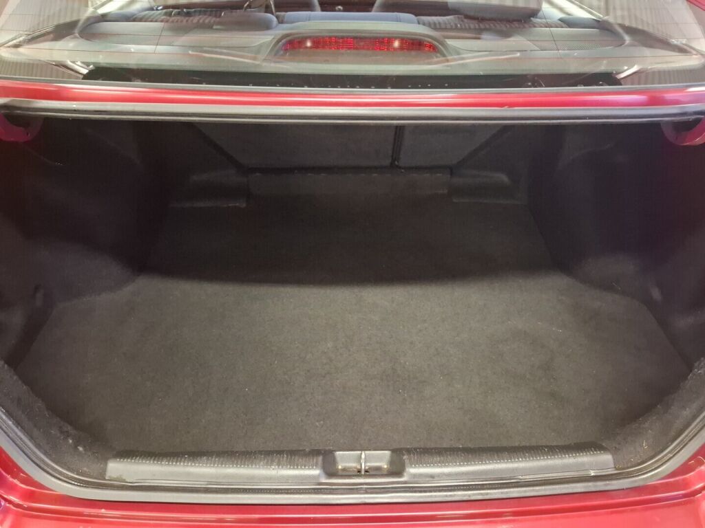 Honda Civic 2005 Punainen