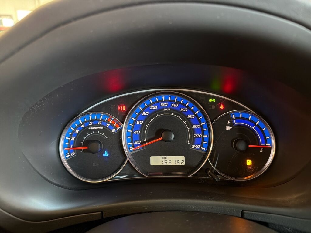Subaru Forester 2009 Punainen
