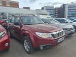 Subaru Forester 2009 Punainen