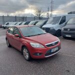 Ford Focus 2009 Punainen