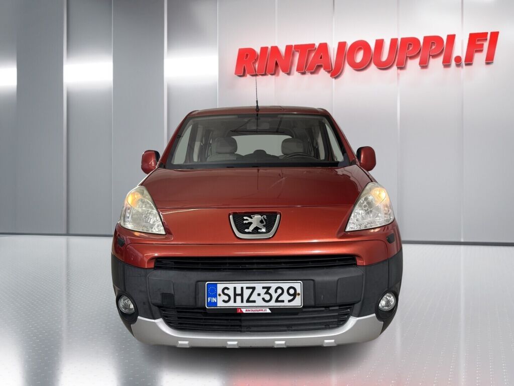Peugeot Partner 2010 Punainen