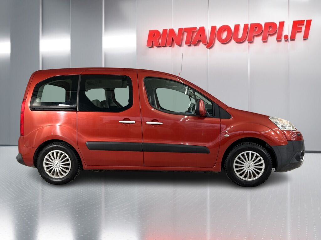 Peugeot Partner 2010 Punainen
