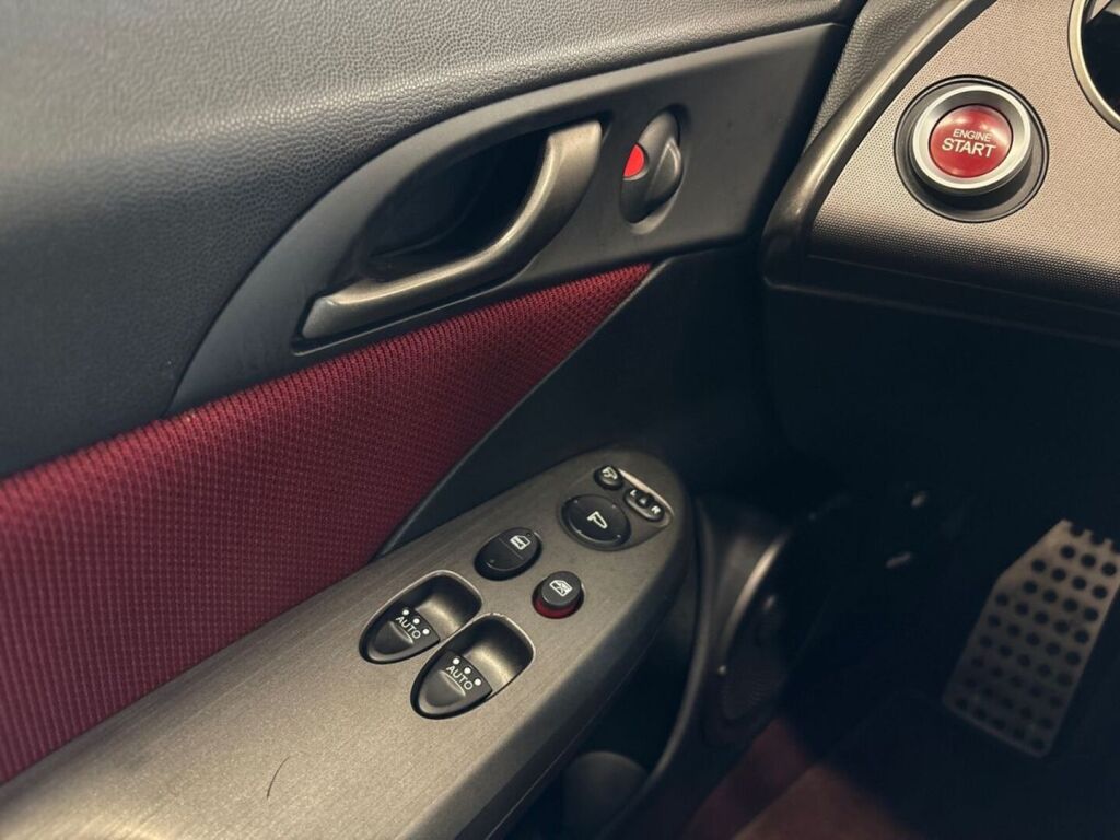 Honda Civic 2007 Musta
