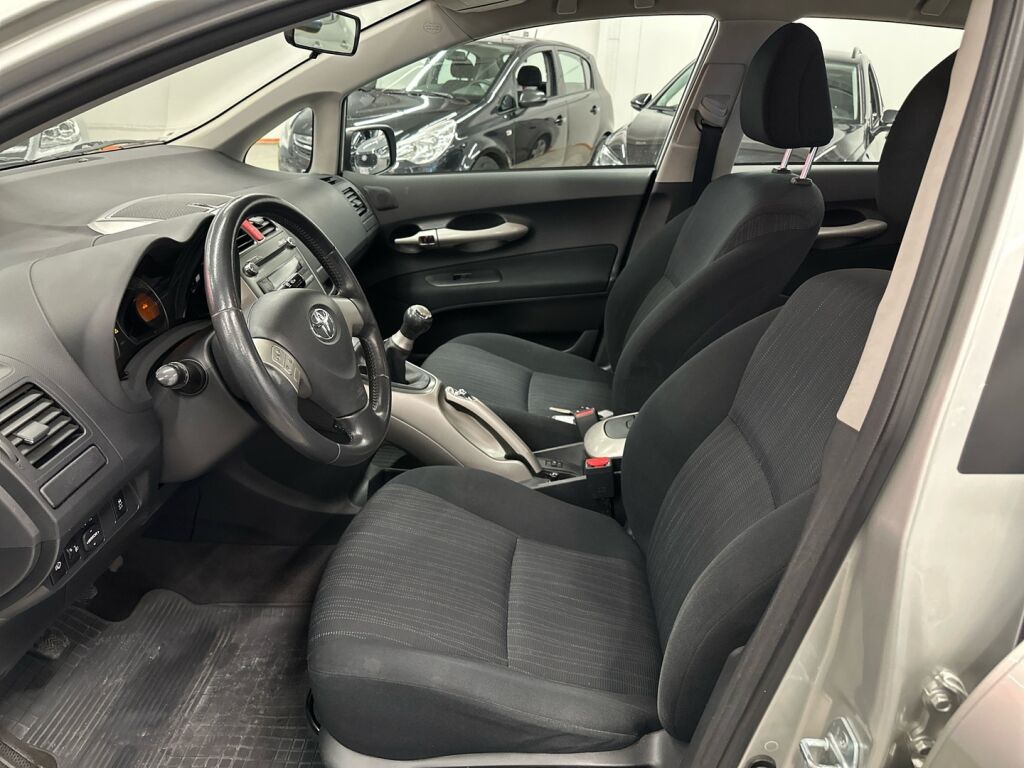 Toyota Auris 2009 Hopea