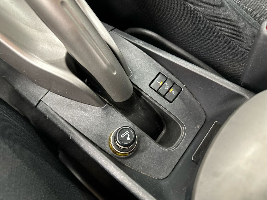 Toyota Auris 2009 Hopea