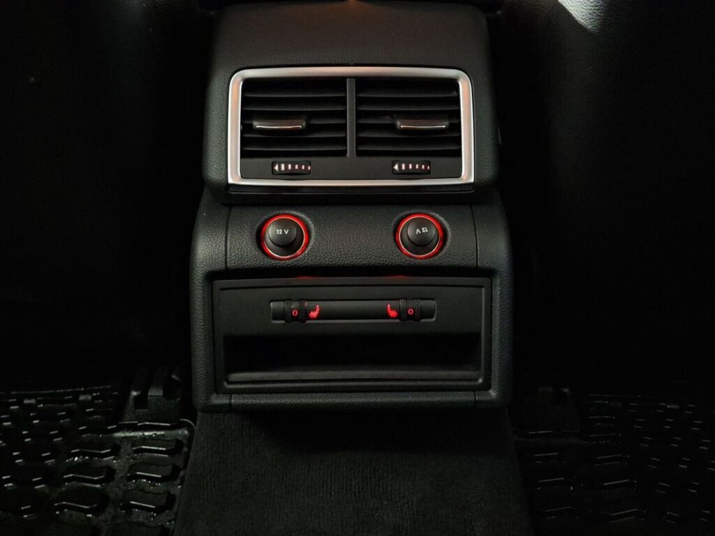 Audi Q7 2010 Harmaa