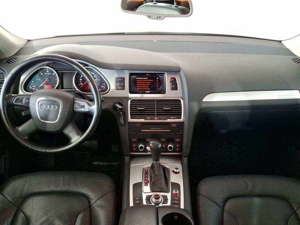 Audi Q7 2010 Harmaa