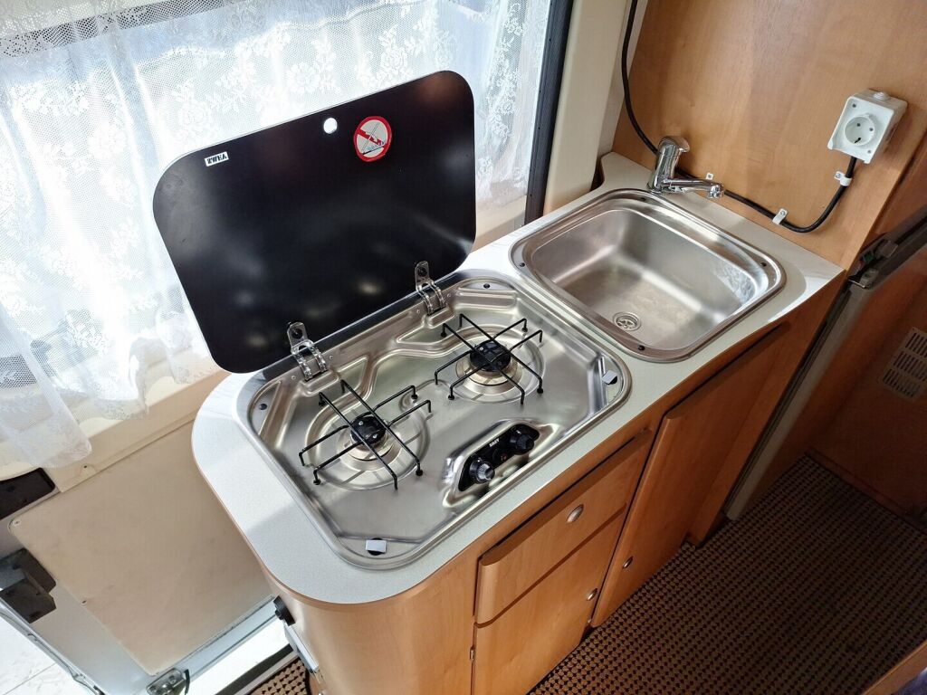 Karmann Davis 2010 Harmaa