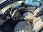 Mercedes-Benz E 2006 Sininen