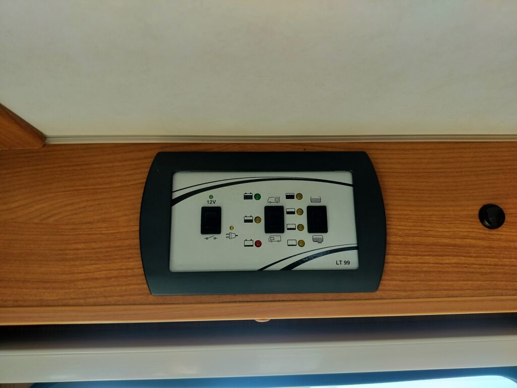 Carado T 135 2010 Valkoinen