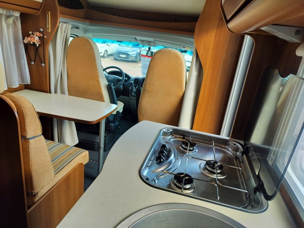 Carado T 135 2010 Valkoinen