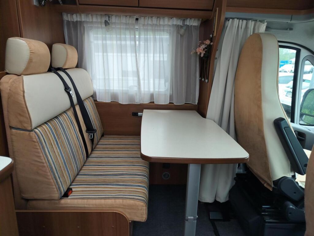 Carado T 135 2010 Valkoinen