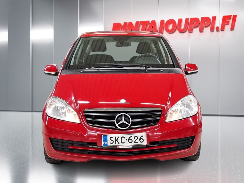 Mercedes-Benz A 2010 Punainen