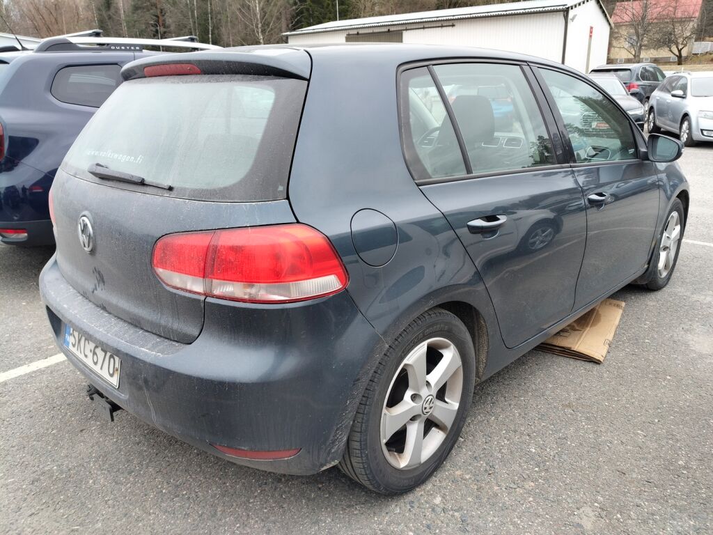 Volkswagen Golf 2010 Sininen