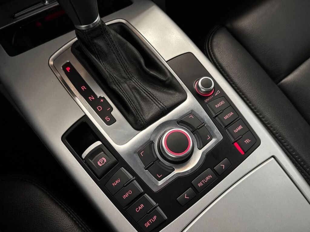 Audi A6 2010 Harmaa