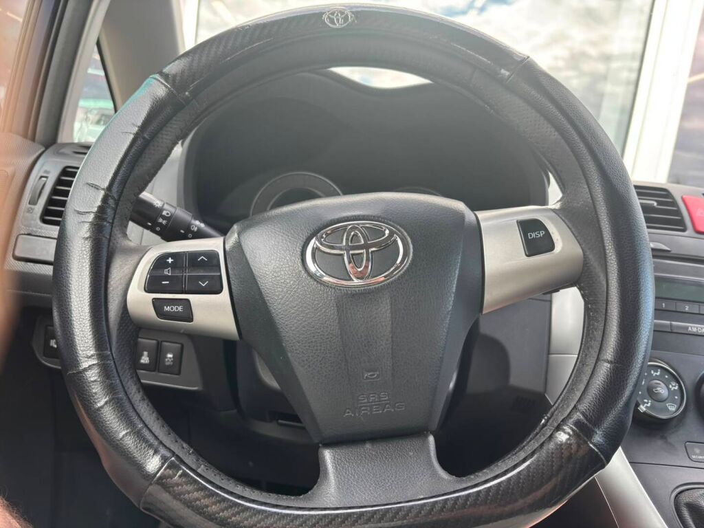 Toyota Auris 2010 Sininen