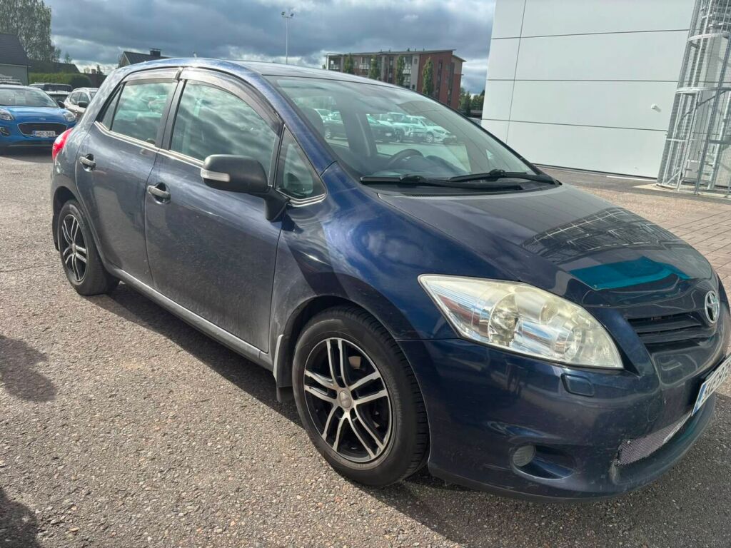 Toyota Auris 2010 Sininen