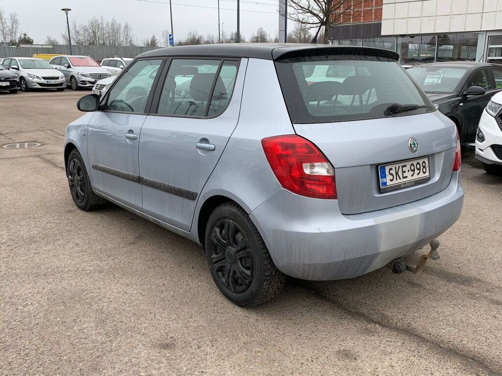 Skoda Fabia 2010 Sininen