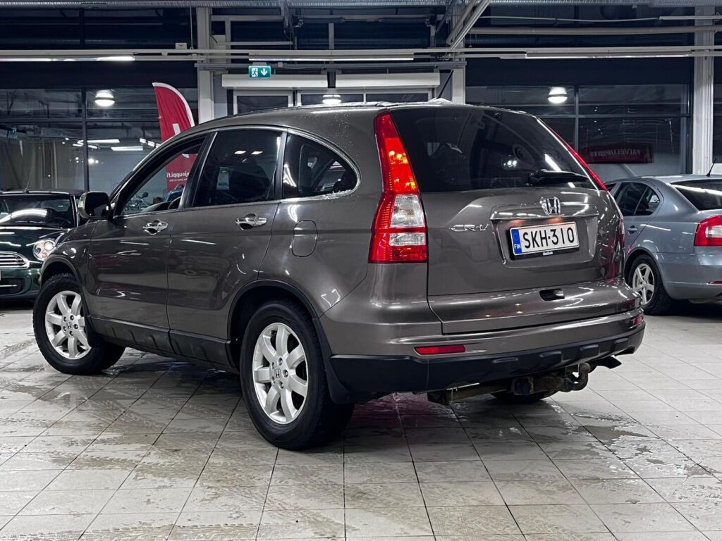 Honda CR-V 2010 Ruskea (beige)
