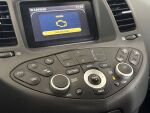 Nissan Primera 2006 Punainen