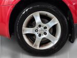 Nissan Primera 2006 Punainen