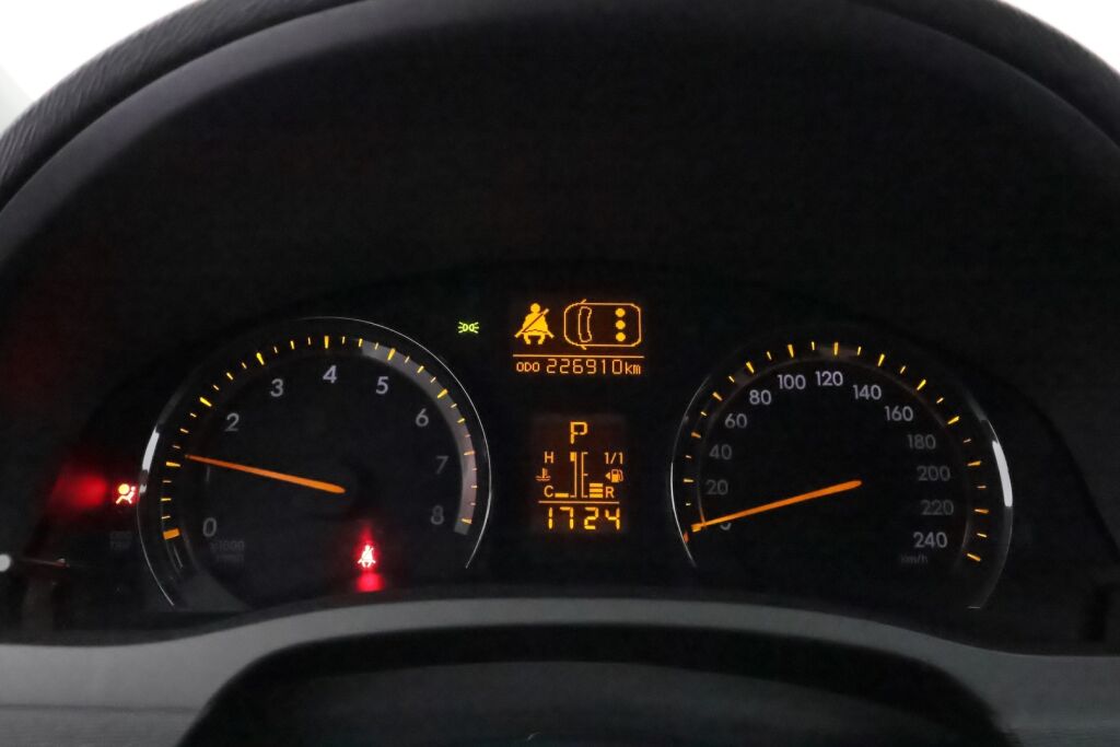 Toyota Avensis 2010 Harmaa