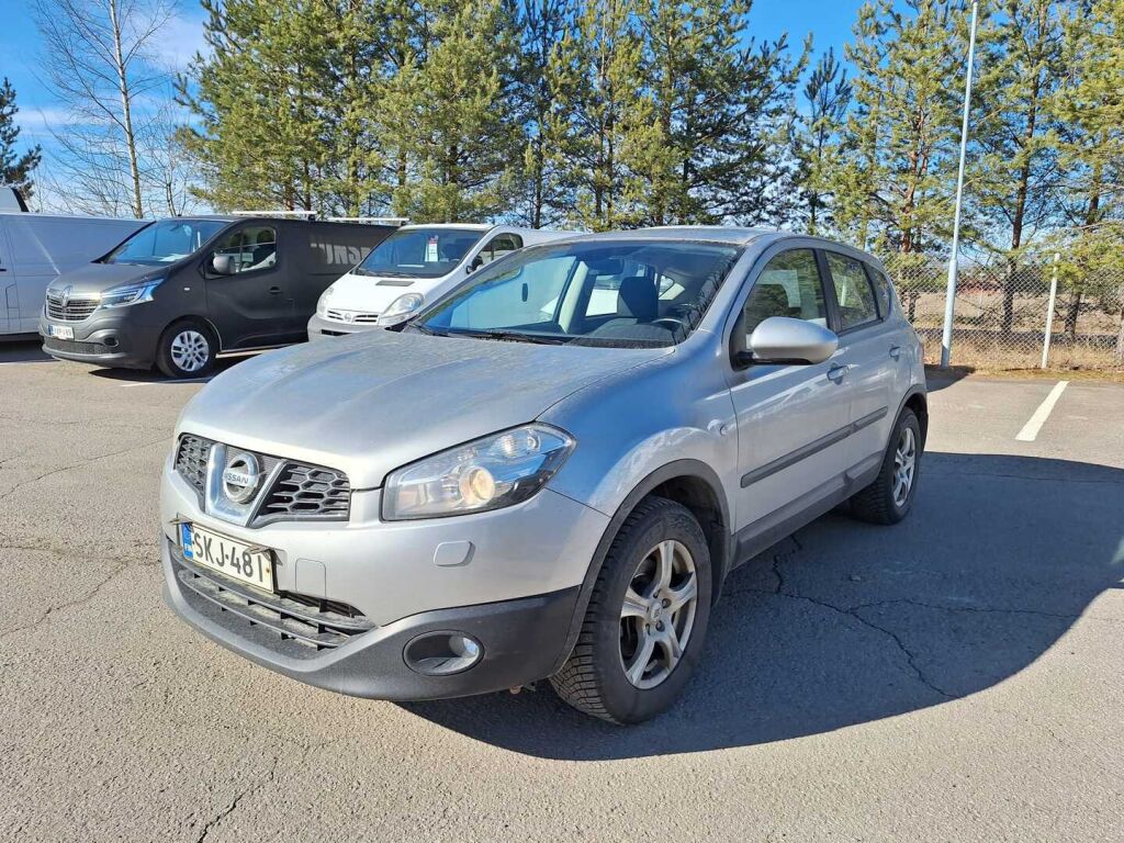Nissan Qashqai 2011 Hopea