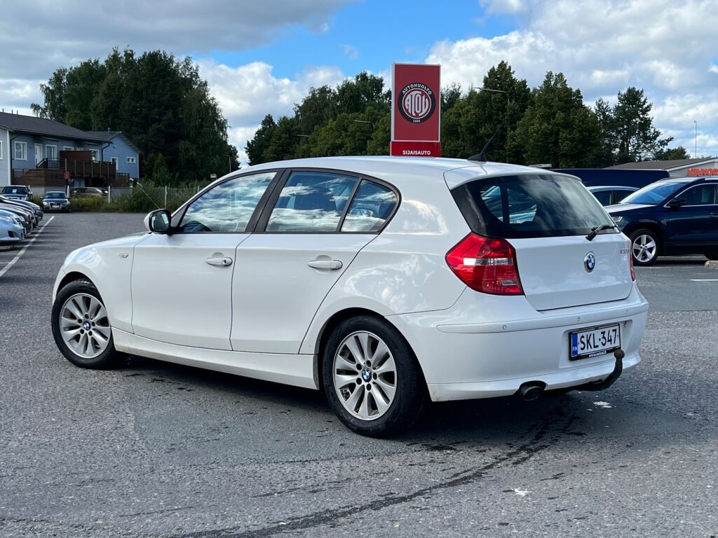 BMW 120 2010 Valkoinen