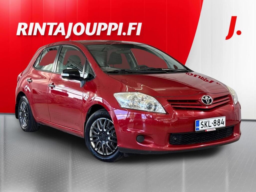 Toyota Auris 2010 Punainen