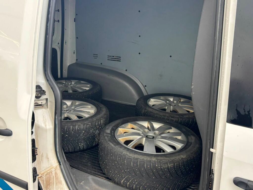 Volkswagen Caddy 2010 Valkoinen